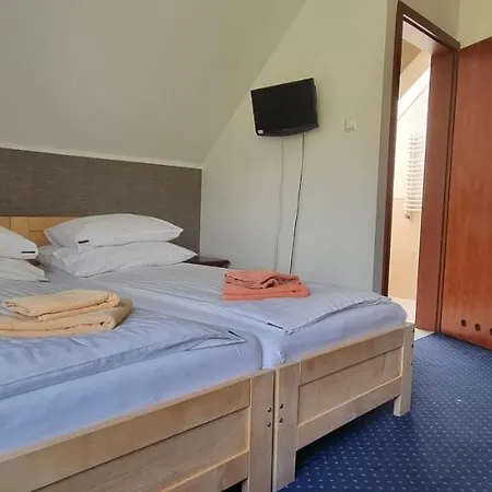 Hotel ŁOMIANKOWA DOLINA Wetlina 112 Zewnętrze zdjęcie